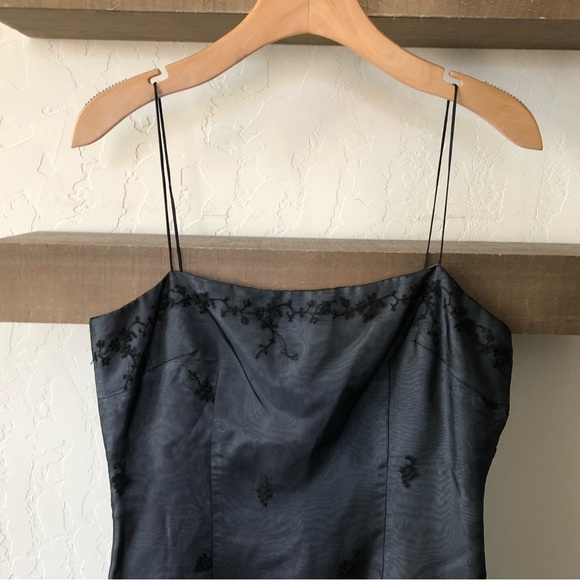 Laundry by Shelli Segal|90’s 100% SILK sheer lined floral embroidered mini dress - Picture 3 of 12